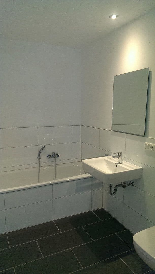 2 bedroom flat to rent, 89 m², Walderych 8, Geilenkirchen, North Rhine-Westphalia 2 bedroom flat to rent, 89 m², Walderych 8, Geilenkirchen, North Rhine-Westphalia