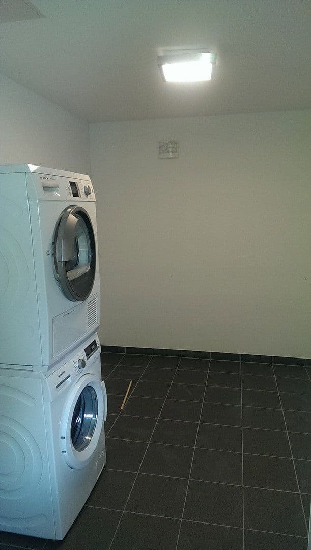 2 bedroom flat to rent, 89 m², Walderych 8, Geilenkirchen, North Rhine-Westphalia 2 bedroom flat to rent, 89 m², Walderych 8, Geilenkirchen, North Rhine-Westphalia