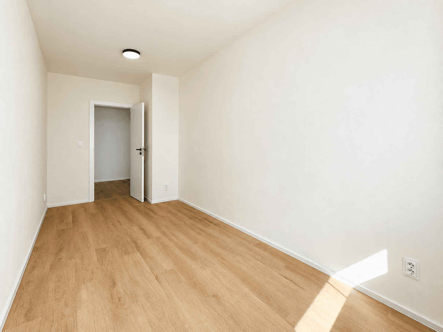 3 bedroom with open-plan kitchen flat for sale, 83 m², Janského, Prague, Prague 3 bedroom with open-plan kitchen flat for sale, 83 m², Janského, Prague, Prague