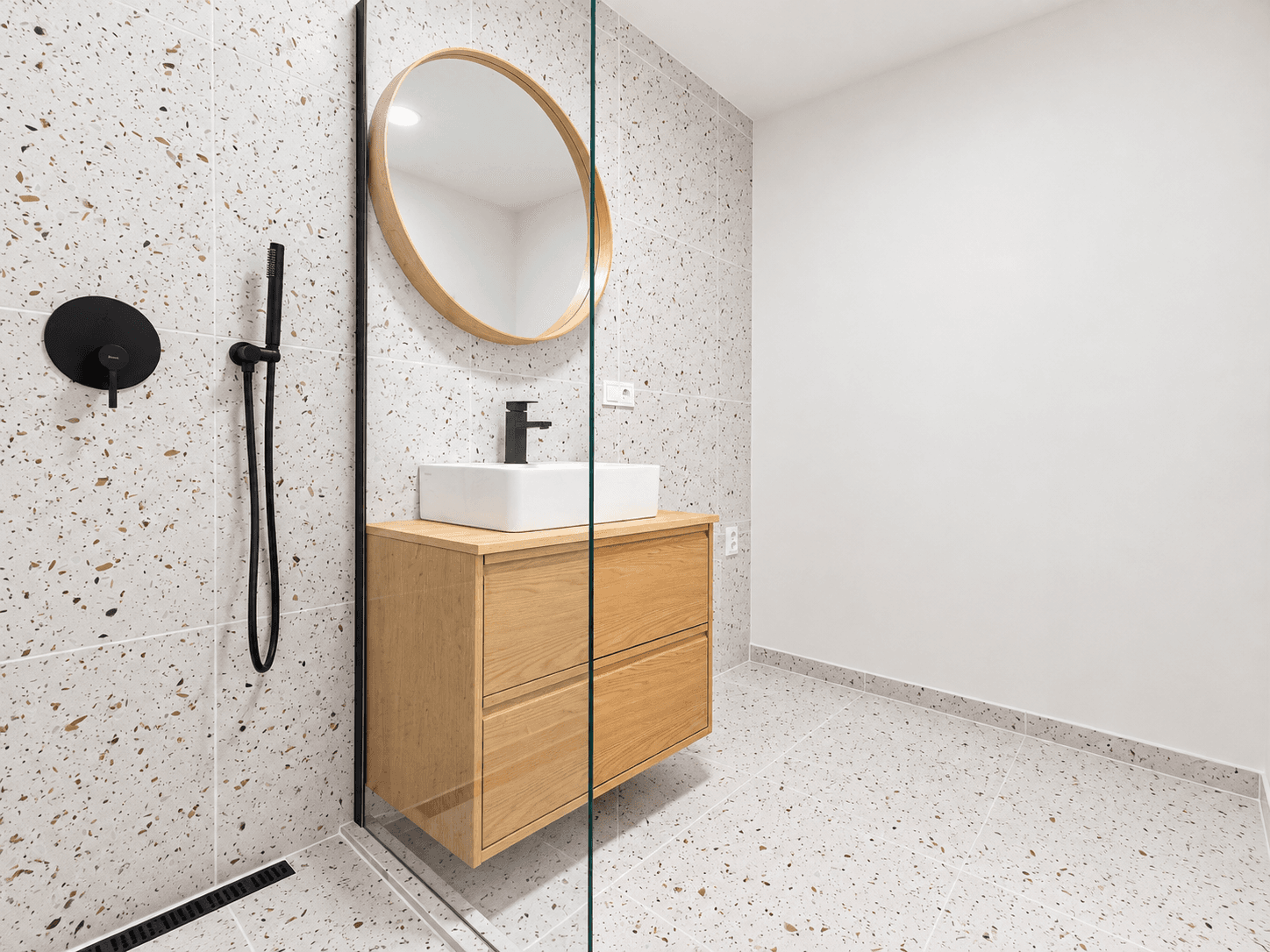 3 bedroom with open-plan kitchen flat for sale, 83 m², Janského, Prague, Prague 3 bedroom with open-plan kitchen flat for sale, 83 m², Janského, Prague, Prague