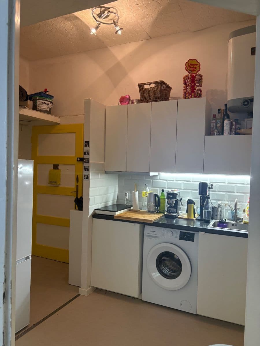 1 bedroom flat to rent, 49 m², U plynárny, Prague, Prague 1 bedroom flat to rent, 49 m², U plynárny, Prague, Prague