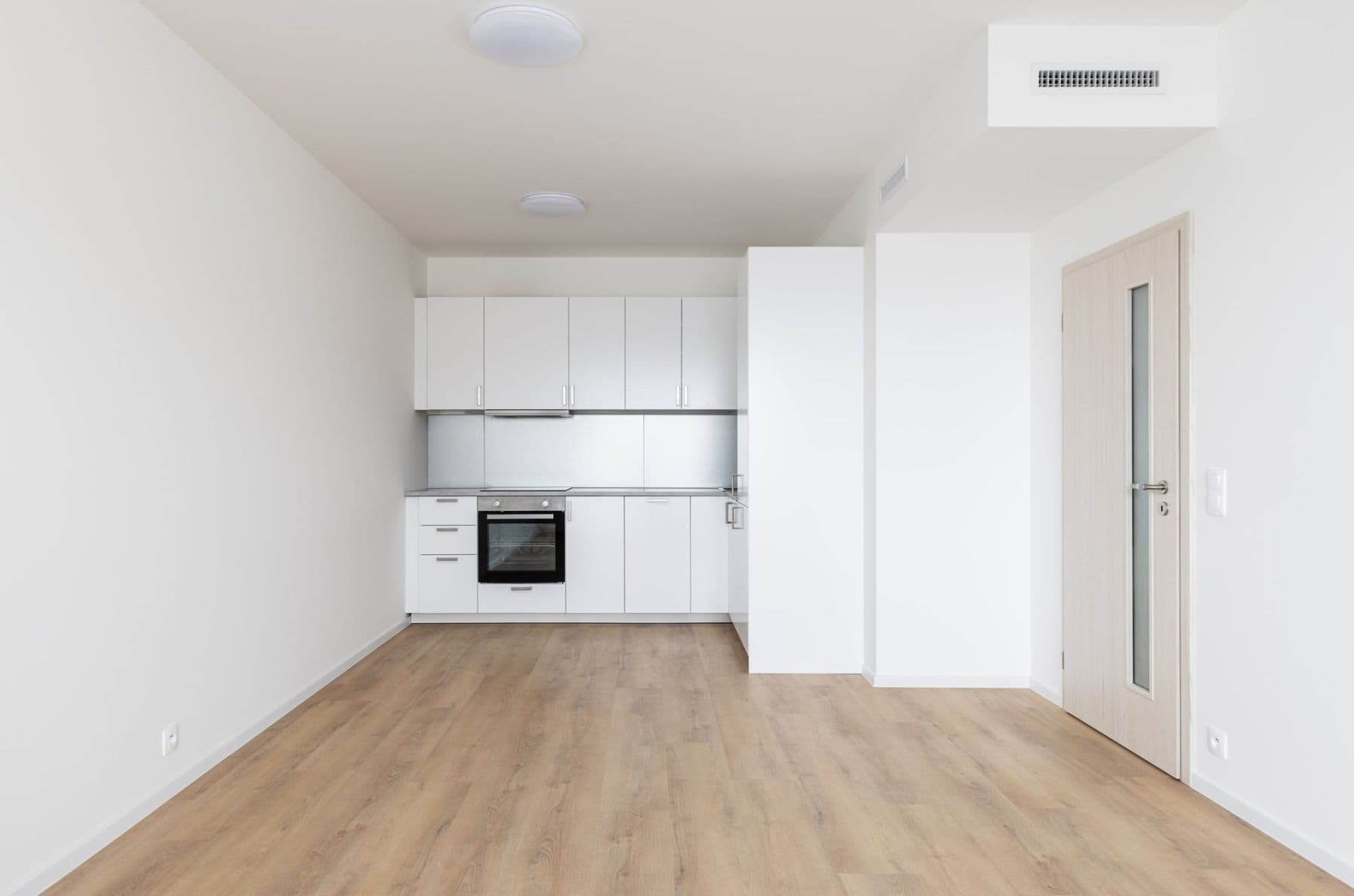 1 bedroom with open-plan kitchen flat to rent, 55 m², Sobí, Prague, Prague 1 bedroom with open-plan kitchen flat to rent, 55 m², Sobí, Prague, Prague