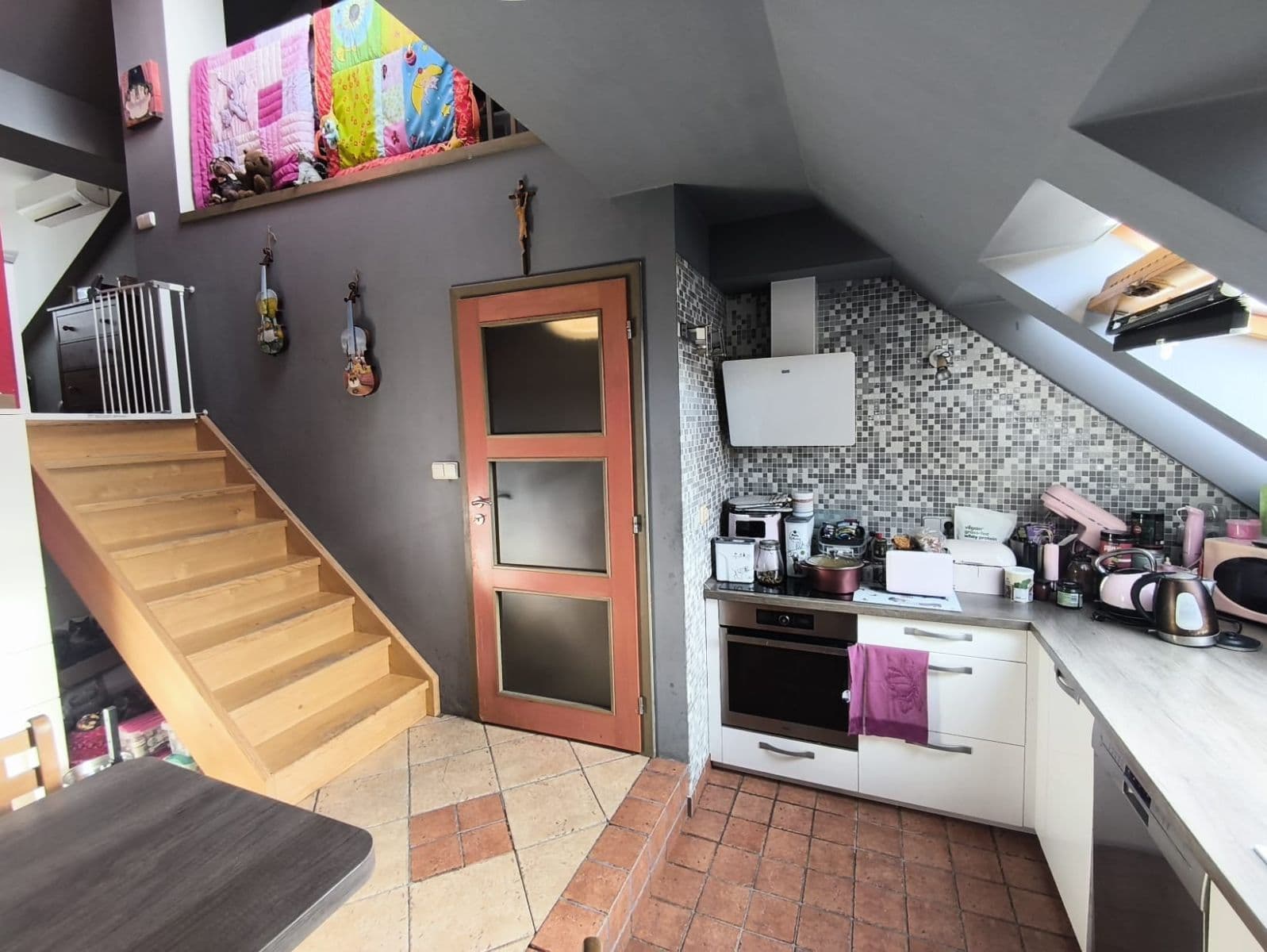 2 bedroom with open-plan kitchen flat for sale, 93 m², Horova, Hradec Králové, Královéhradecký Region 2 bedroom with open-plan kitchen flat for sale, 93 m², Horova, Hradec Králové, Královéhradecký Region