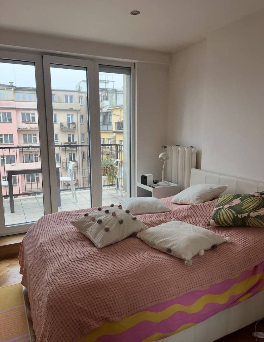 1 bedroom with open-plan kitchen flat to rent, 45 m², Přemyslovská, Prague, Prague 1 bedroom with open-plan kitchen flat to rent, 45 m², Přemyslovská, Prague, Prague