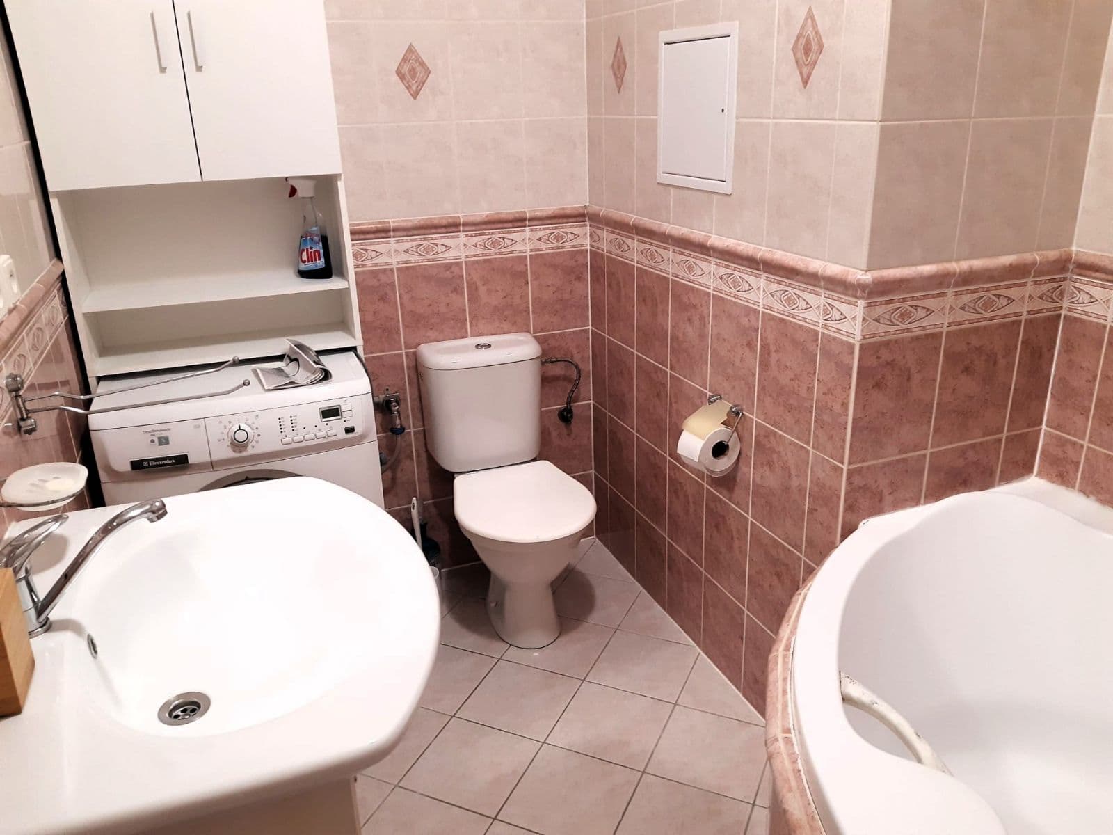 1 bedroom with open-plan kitchen flat to rent, 56 m², Mattioliho, Prague, Prague 1 bedroom with open-plan kitchen flat to rent, 56 m², Mattioliho, Prague, Prague