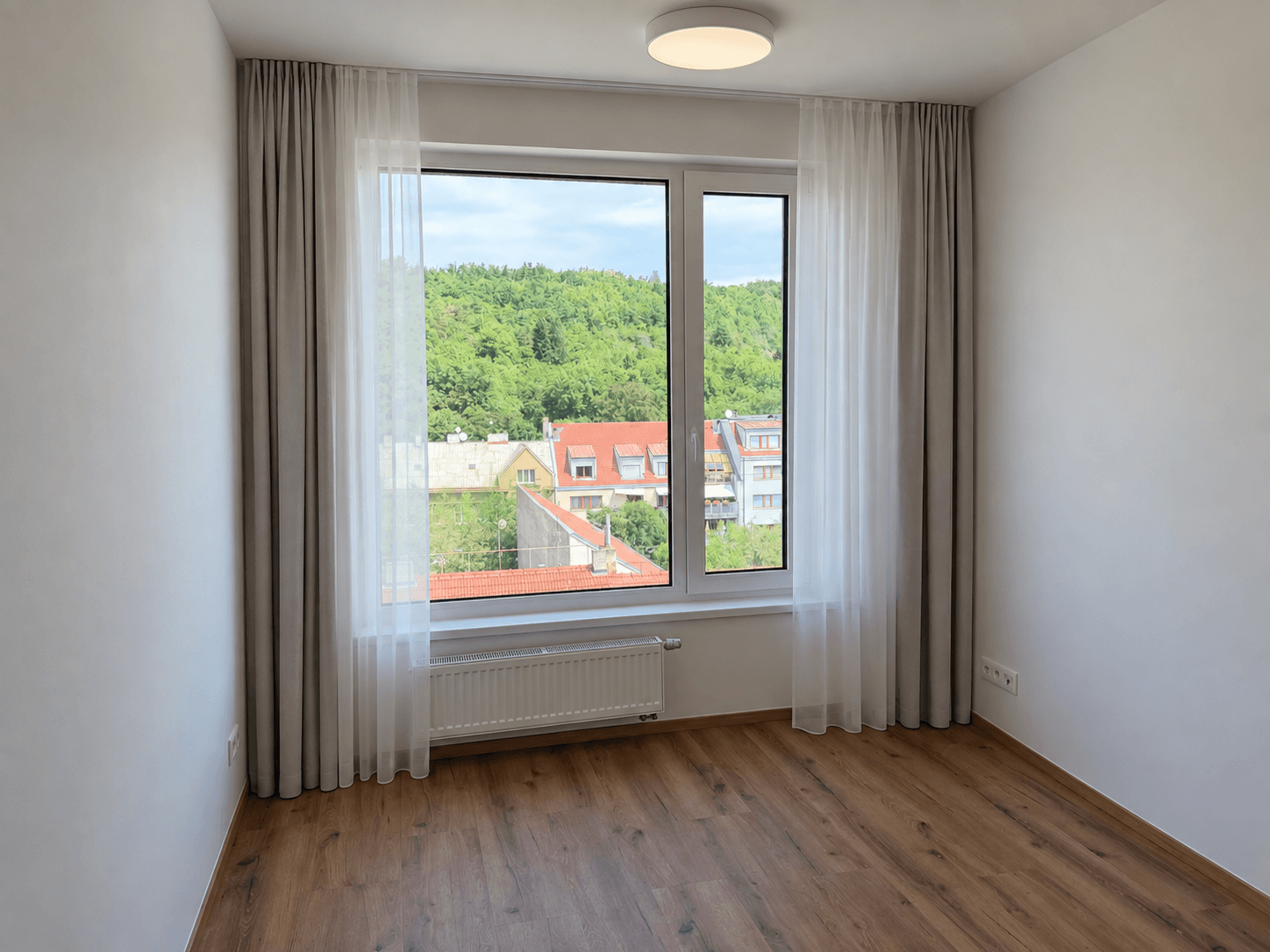 1 bedroom with open-plan kitchen flat to rent, 46 m², Zenklova, Prague, Prague 1 bedroom with open-plan kitchen flat to rent, 46 m², Zenklova, Prague, Prague