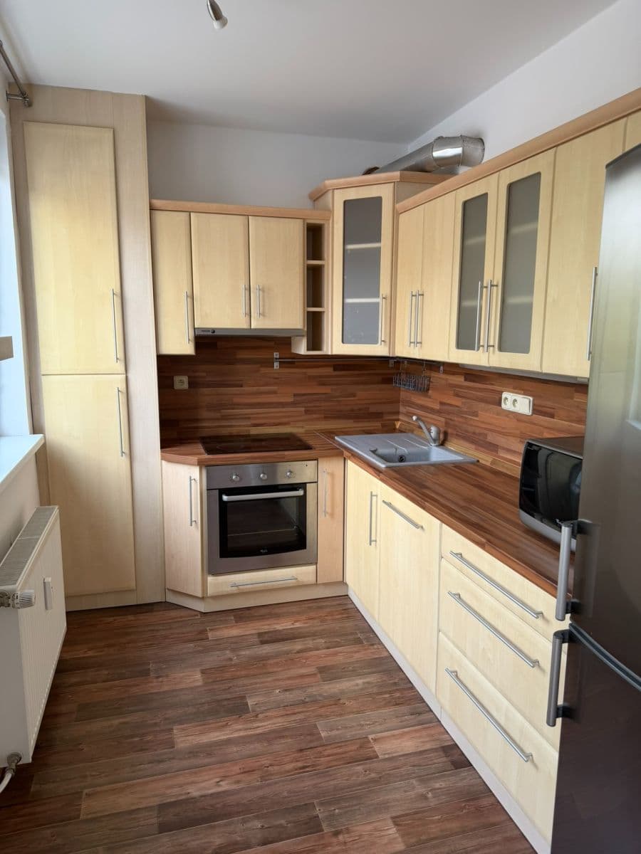 1 bedroom with open-plan kitchen flat to rent, 53 m², Škroupova, Chrudim, Pardubický Region 1 bedroom with open-plan kitchen flat to rent, 53 m², Škroupova, Chrudim, Pardubický Region