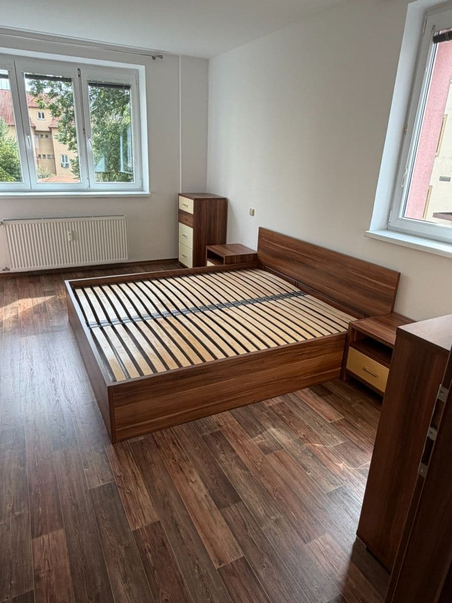 1 bedroom with open-plan kitchen flat to rent, 53 m², Škroupova, Chrudim, Pardubický Region 1 bedroom with open-plan kitchen flat to rent, 53 m², Škroupova, Chrudim, Pardubický Region