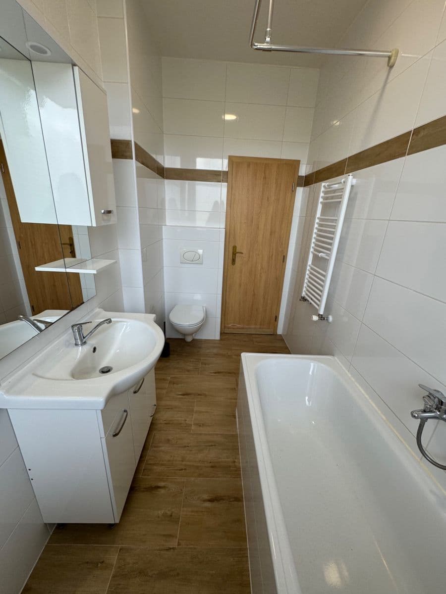 2 bedroom with open-plan kitchen flat to rent, 73 m², Hrádek nad Nisou, Liberecký Region 2 bedroom with open-plan kitchen flat to rent, 73 m², Hrádek nad Nisou, Liberecký Region