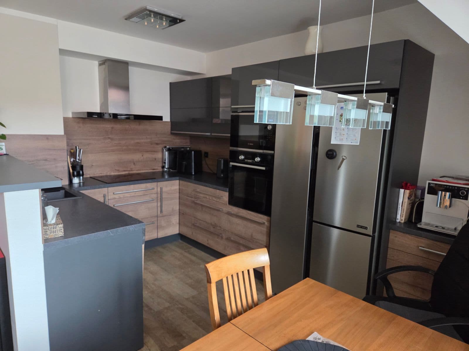 3 bedroom with open-plan kitchen flat to rent, 77 m², K Šátalce, Jesenice, Středočeský Region 3 bedroom with open-plan kitchen flat to rent, 77 m², K Šátalce, Jesenice, Středočeský Region