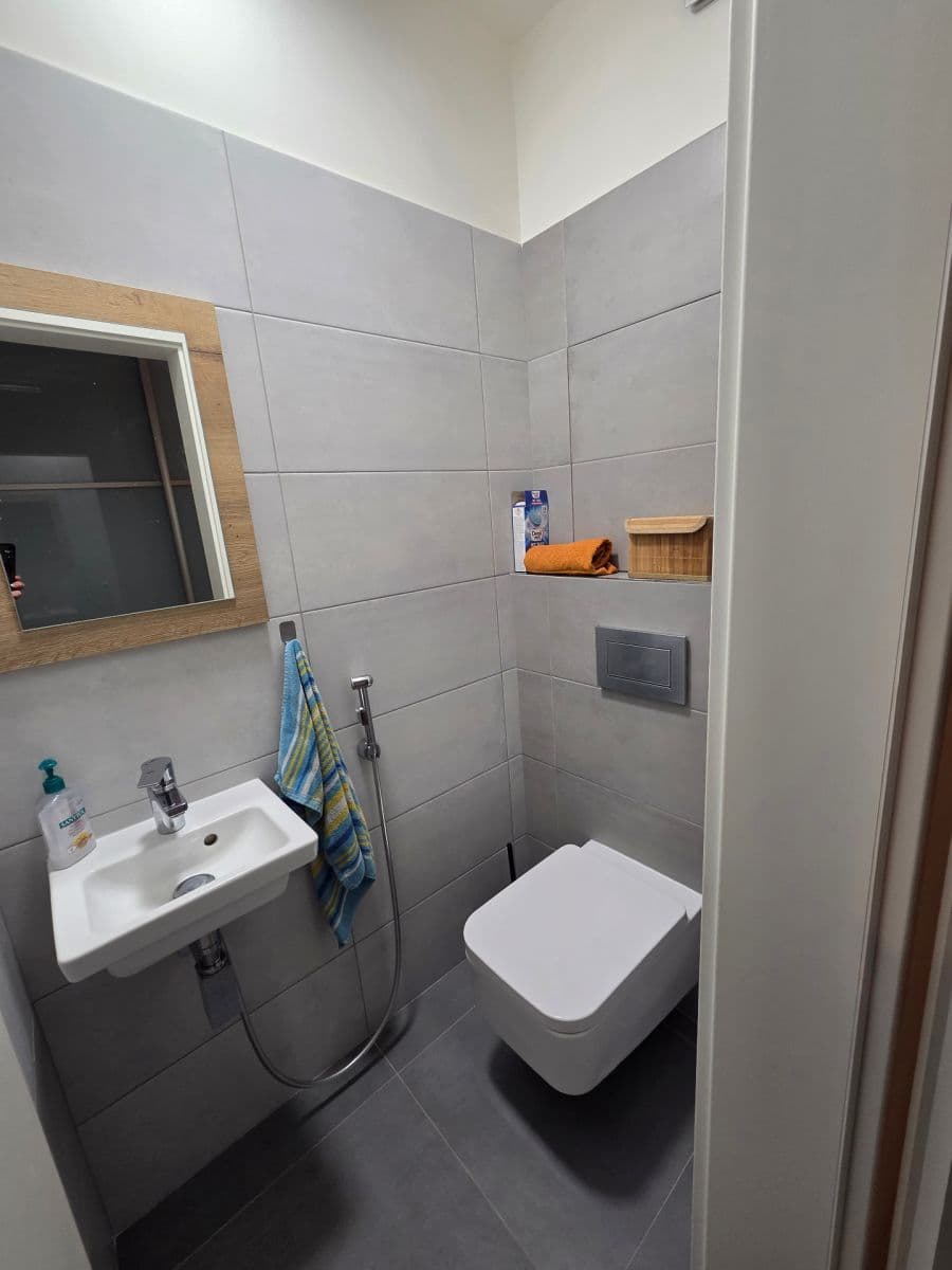 3 bedroom with open-plan kitchen flat to rent, 77 m², K Šátalce, Jesenice, Středočeský Region 3 bedroom with open-plan kitchen flat to rent, 77 m², K Šátalce, Jesenice, Středočeský Region