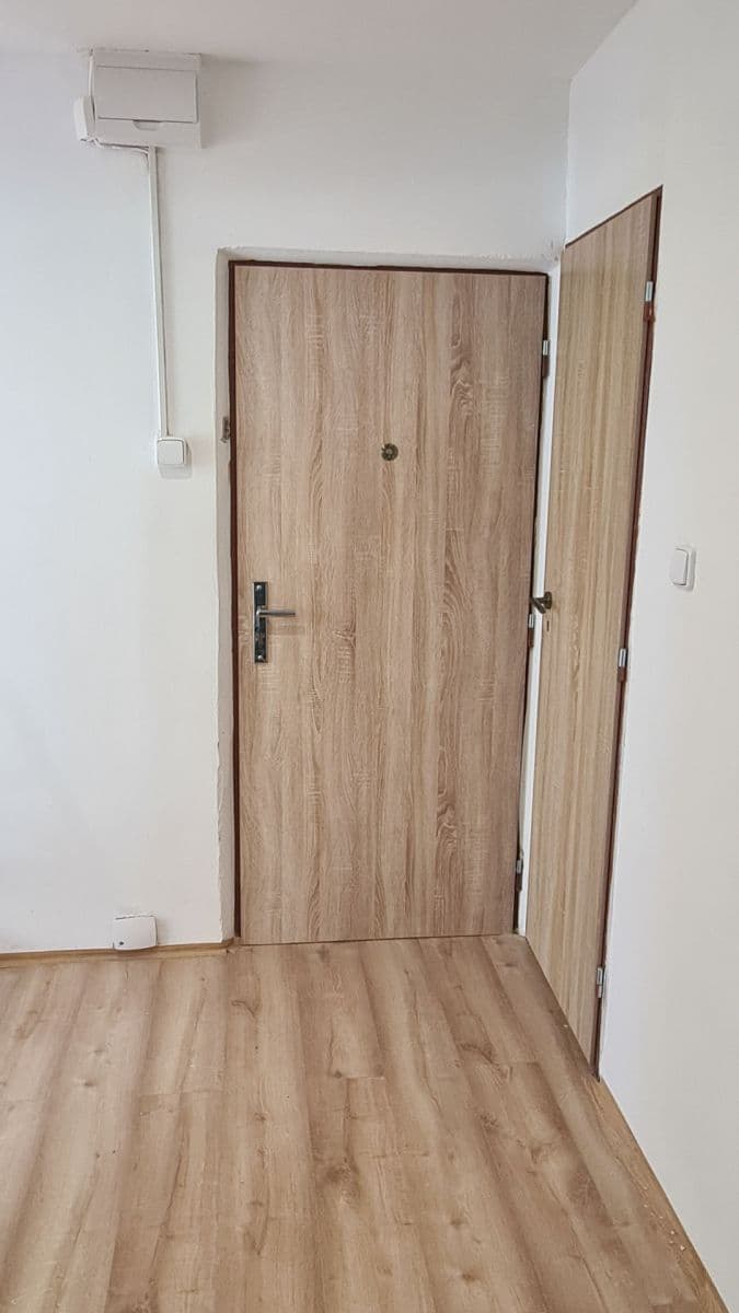 2 bedroom flat to rent, 52 m², Voskovcova, Ústí nad Labem, Ústecký Region 2 bedroom flat to rent, 52 m², Voskovcova, Ústí nad Labem, Ústecký Region