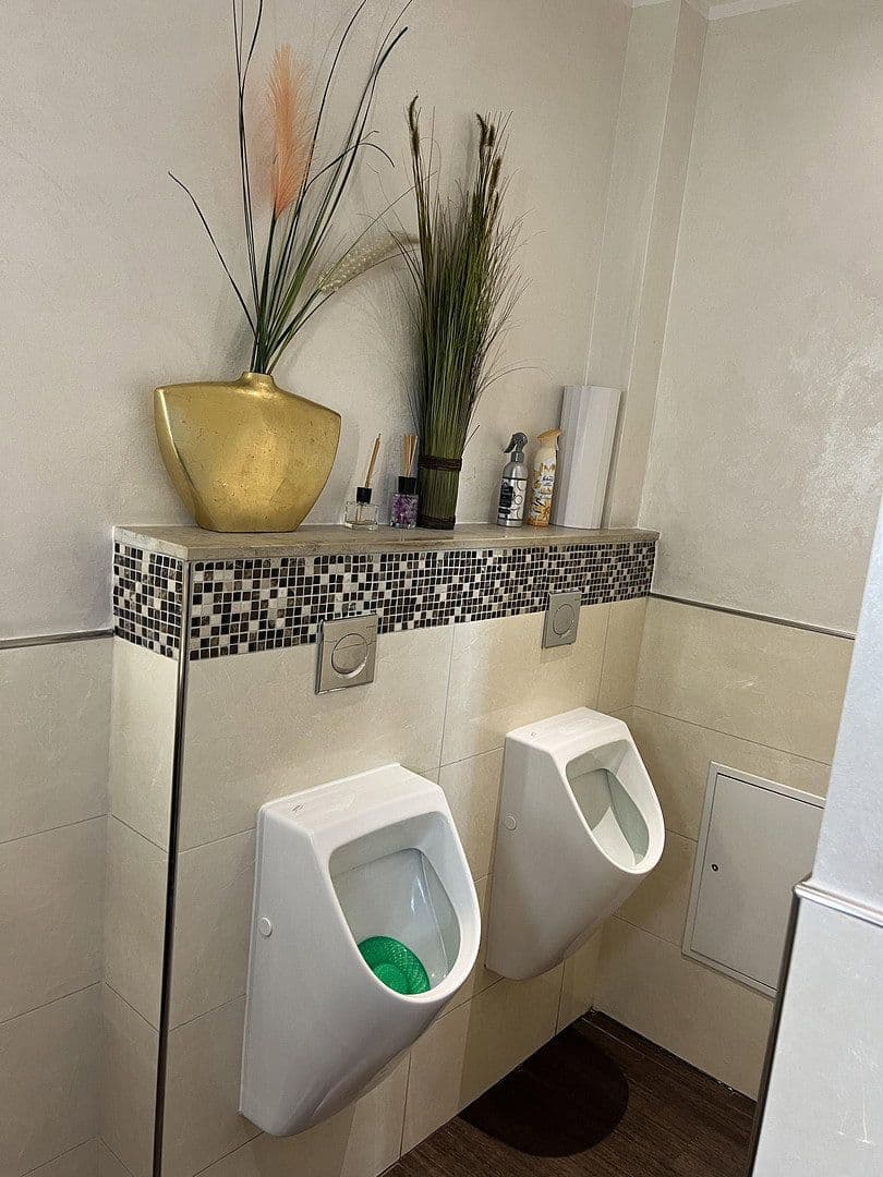 non-residential property to rent, 300 m², Uerdingerstr 552a, Krefeld-Bockum, North Rhine-Westphalia non-residential property to rent, 300 m², Uerdingerstr 552a, Krefeld-Bockum, North Rhine-Westphalia