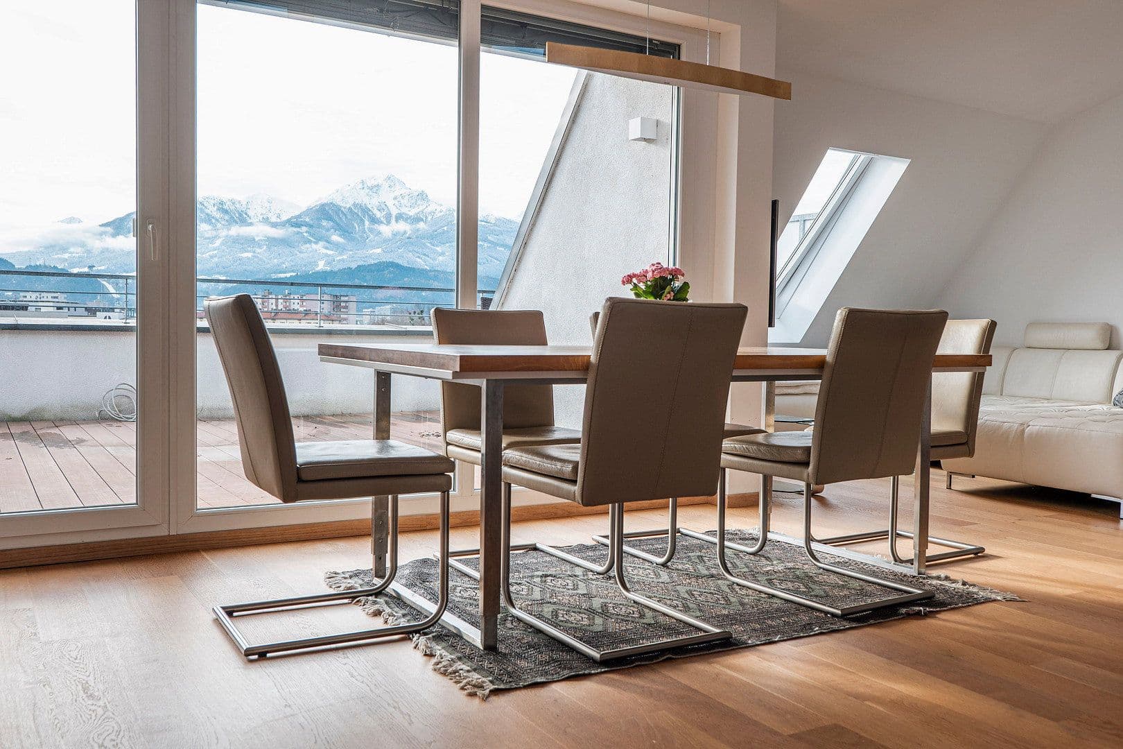 1 bedroom with open-plan kitchen flat to rent, 107 m², Haller Straße 77, Innsbruck, Tyrol 1 bedroom with open-plan kitchen flat to rent, 107 m², Haller Straße 77, Innsbruck, Tyrol