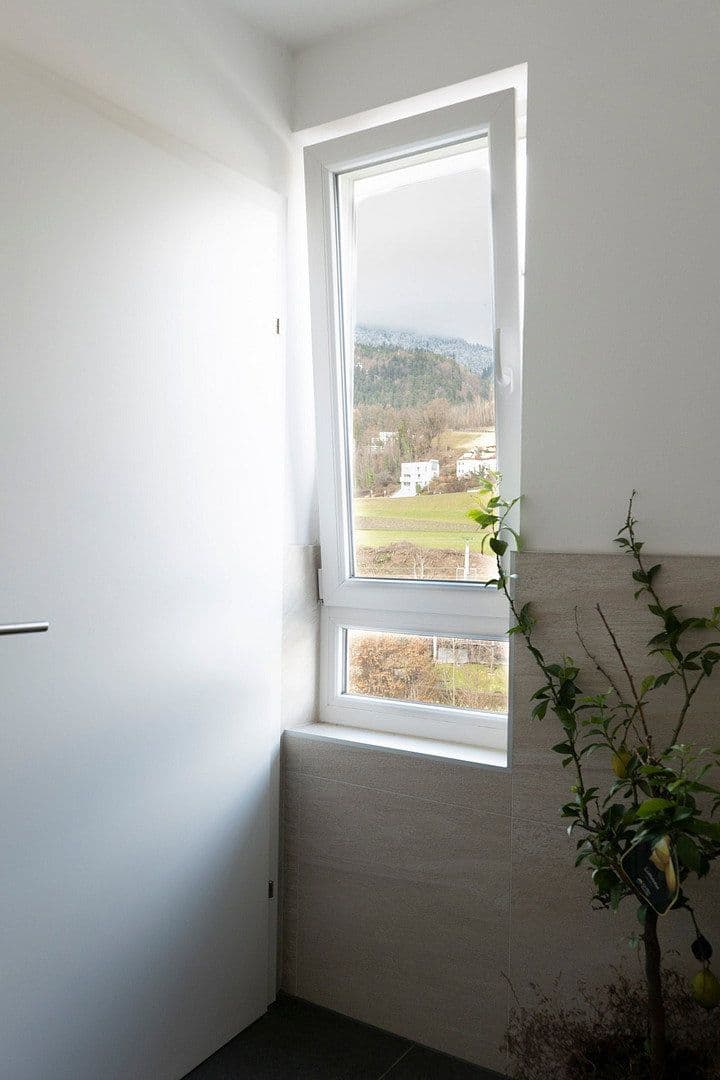 1 bedroom with open-plan kitchen flat to rent, 107 m², Haller Straße 77, Innsbruck, Tyrol 1 bedroom with open-plan kitchen flat to rent, 107 m², Haller Straße 77, Innsbruck, Tyrol