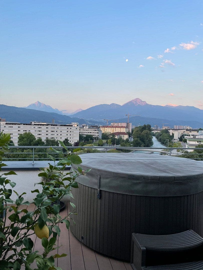 1 bedroom with open-plan kitchen flat to rent, 107 m², Haller Straße 77, Innsbruck, Tyrol 1 bedroom with open-plan kitchen flat to rent, 107 m², Haller Straße 77, Innsbruck, Tyrol