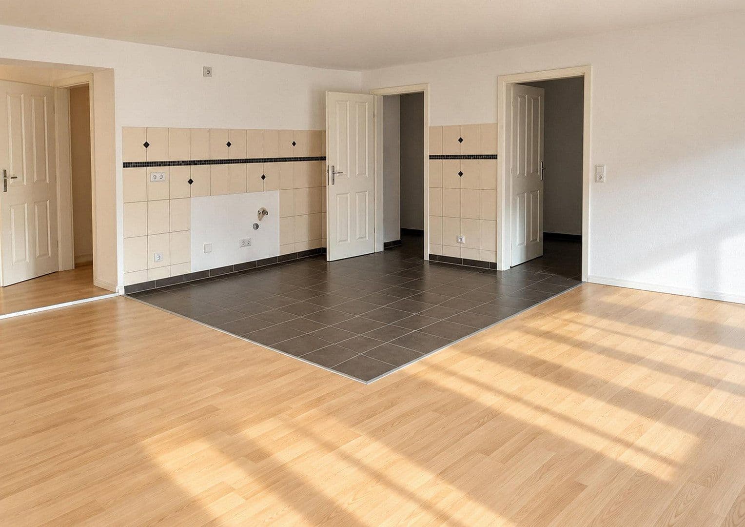 4 bedroom flat to rent, 170 m², Stralsund, Mecklenburg-Vorpommern 4 bedroom flat to rent, 170 m², Stralsund, Mecklenburg-Vorpommern