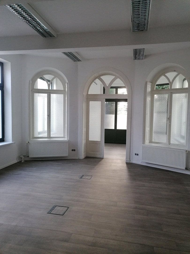 office to rent, 816 m², Friedensstraße 11, Waren (Müritz), Mecklenburg-Vorpommern office to rent, 816 m², Friedensstraße 11, Waren (Müritz), Mecklenburg-Vorpommern