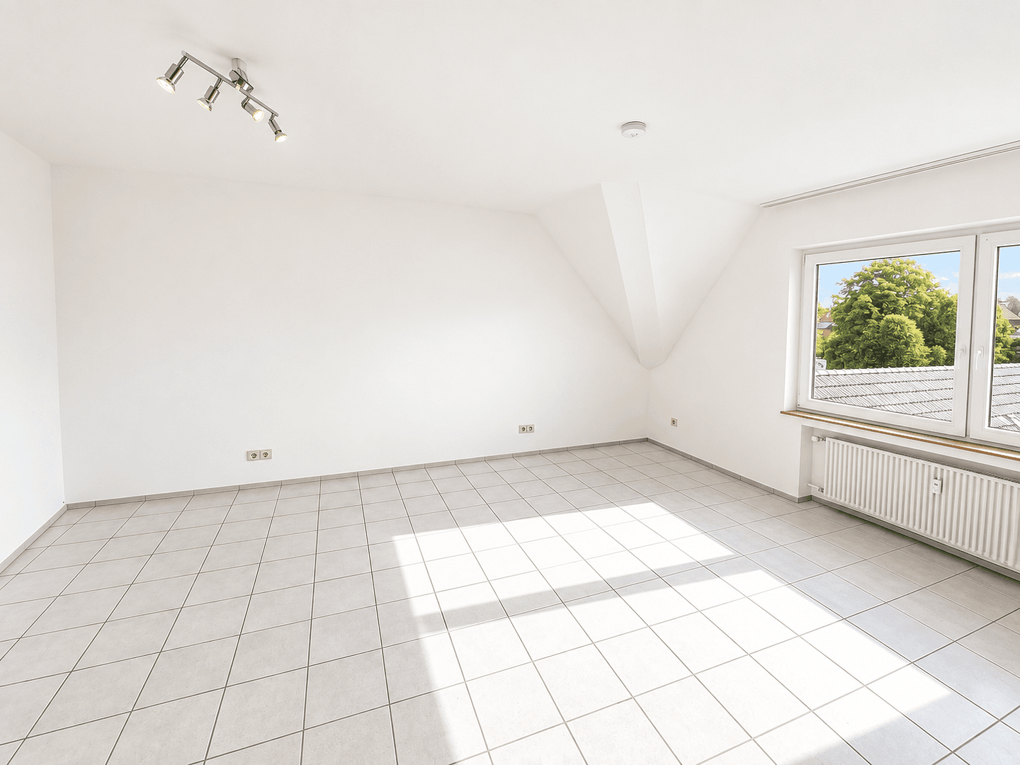 3 bedroom flat to rent, 89 m², Solinger Str. 139, Langenfeld (Rheinland), North Rhine-Westphalia 3 bedroom flat to rent, 89 m², Solinger Str. 139, Langenfeld (Rheinland), North Rhine-Westphalia