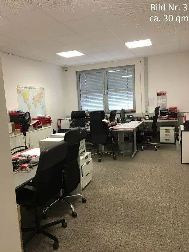 office to rent, 230 m², Mergelfeld 11, Lehrte, Lower Saxony office to rent, 230 m², Mergelfeld 11, Lehrte, Lower Saxony