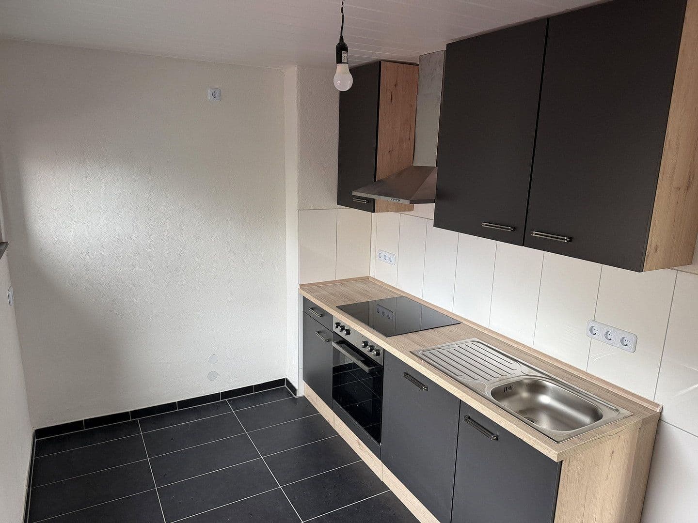 2 bedroom with open-plan kitchen flat to rent, 85 m², Haigerseelbacher Str. 18, Haiger, Hesse 2 bedroom with open-plan kitchen flat to rent, 85 m², Haigerseelbacher Str. 18, Haiger, Hesse