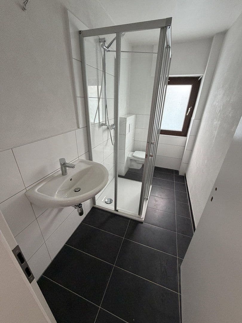 2 bedroom with open-plan kitchen flat to rent, 85 m², Haigerseelbacher Str. 18, Haiger, Hesse 2 bedroom with open-plan kitchen flat to rent, 85 m², Haigerseelbacher Str. 18, Haiger, Hesse