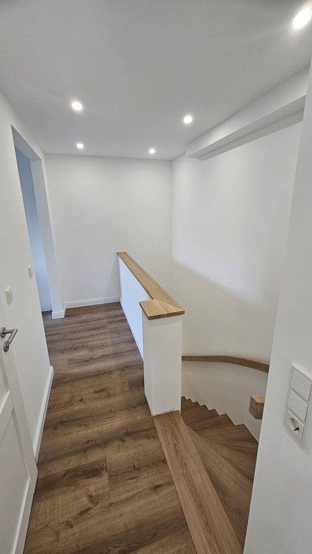 4 bedroom flat to rent, 120 m², Bremen, Bremen 4 bedroom flat to rent, 120 m², Bremen, Bremen