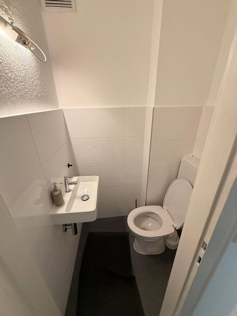 1 bedroom flat to rent, 37 m², Heinrichstr. 105, Düsseldorf, North Rhine-Westphalia 1 bedroom flat to rent, 37 m², Heinrichstr. 105, Düsseldorf, North Rhine-Westphalia