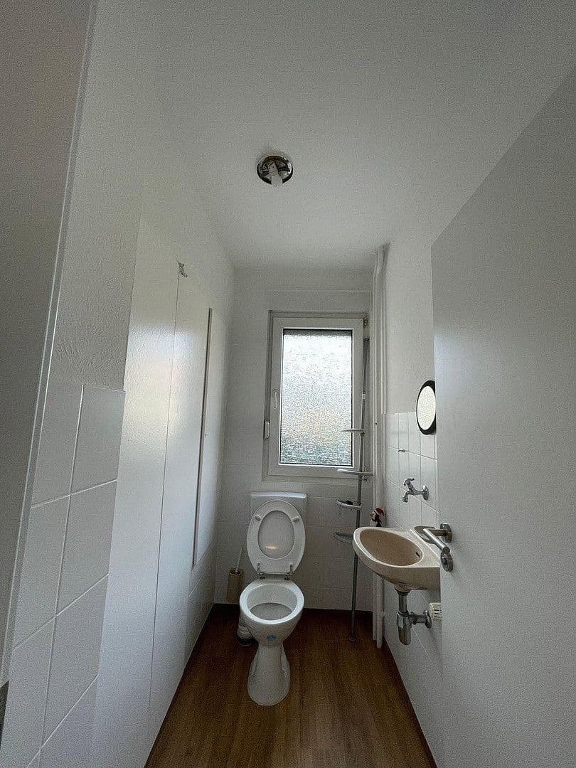 4 bedroom flat to rent, 108 m², Friedrichshafen, Baden-Württemberg 4 bedroom flat to rent, 108 m², Friedrichshafen, Baden-Württemberg