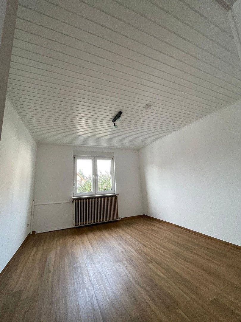 4 bedroom flat to rent, 108 m², Friedrichshafen, Baden-Württemberg 4 bedroom flat to rent, 108 m², Friedrichshafen, Baden-Württemberg