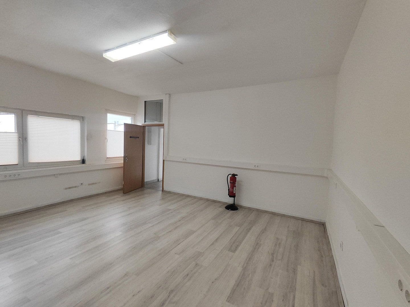 non-residential property to rent, 82 m², Bismarckstr. 296, Gelsenkirchen, North Rhine-Westphalia non-residential property to rent, 82 m², Bismarckstr. 296, Gelsenkirchen, North Rhine-Westphalia