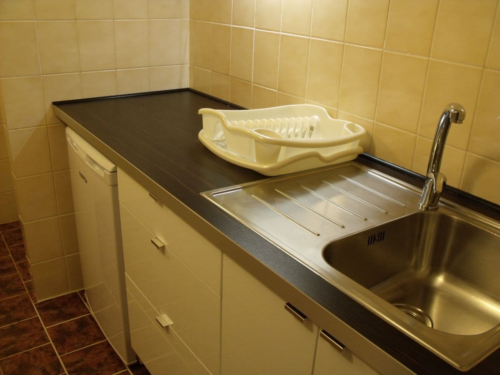 2 bedroom with open-plan kitchen flat to rent, 85 m², Tyršova, Rakovník, Středočeský Region 2 bedroom with open-plan kitchen flat to rent, 85 m², Tyršova, Rakovník, Středočeský Region