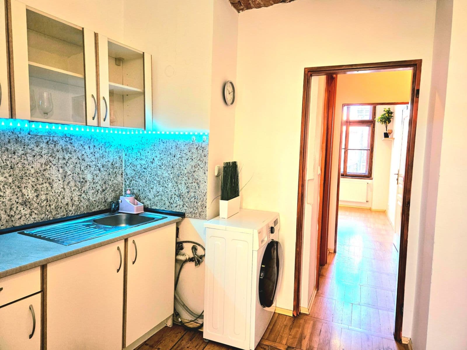 2 bedroom flat to rent, 40 m², Vlkova, Prague, Prague 2 bedroom flat to rent, 40 m², Vlkova, Prague, Prague