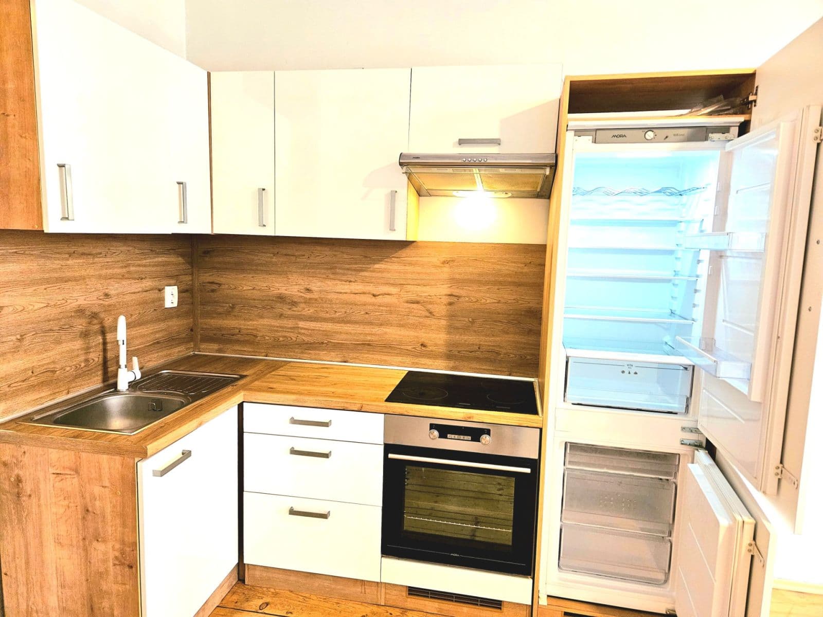 Studio flat to rent, 27 m², Vlkova, Prague, Prague Studio flat to rent, 27 m², Vlkova, Prague, Prague