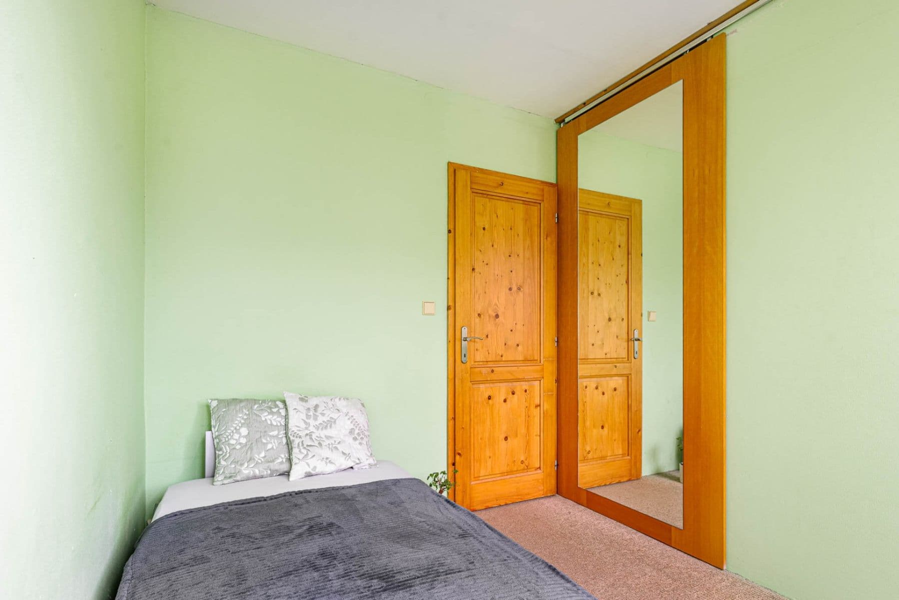 2 bedroom with open-plan kitchen flat for sale, 60 m², Rumburská, Prague, Prague 2 bedroom with open-plan kitchen flat for sale, 60 m², Rumburská, Prague, Prague
