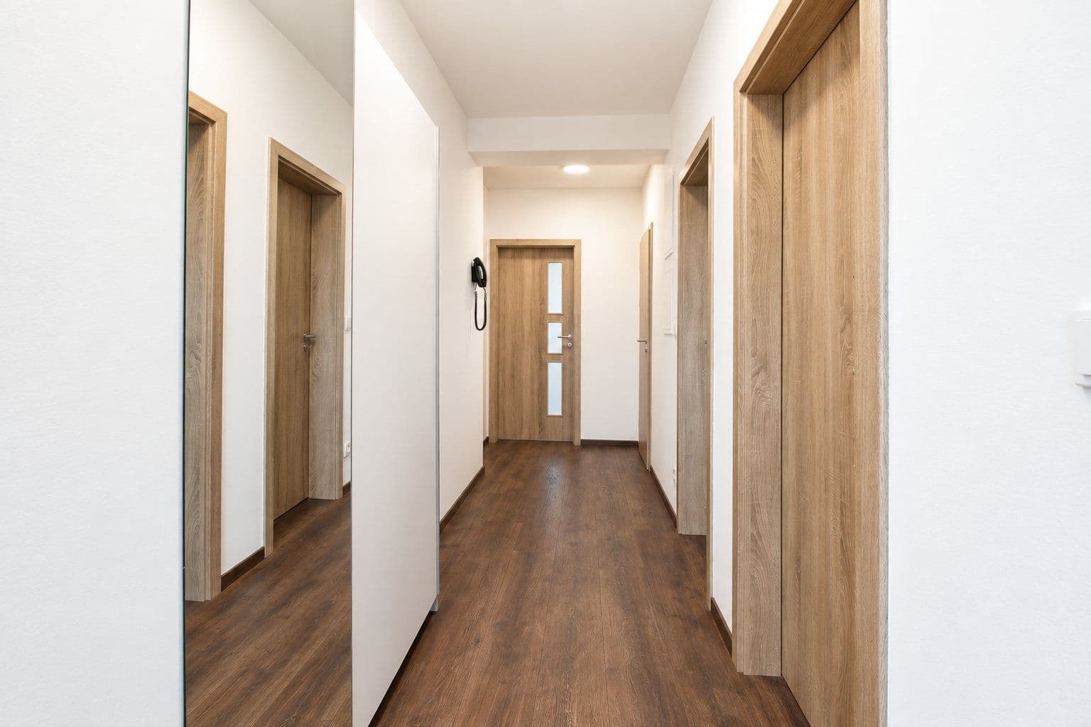 2 bedroom with open-plan kitchen flat to rent, 70 m², Fojtova, Prague, Prague 2 bedroom with open-plan kitchen flat to rent, 70 m², Fojtova, Prague, Prague
