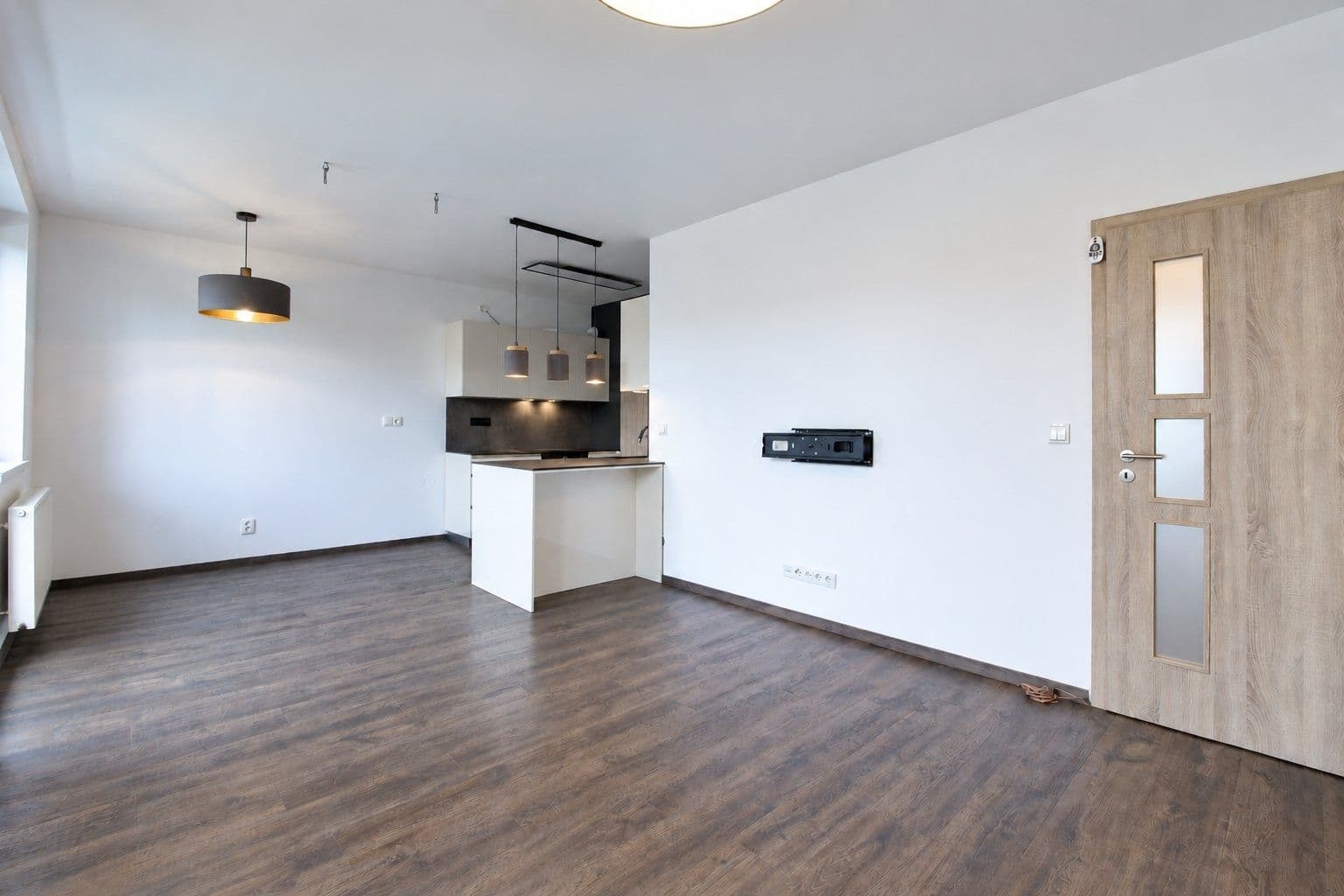 2 bedroom with open-plan kitchen flat to rent, 70 m², Fojtova, Prague, Prague 2 bedroom with open-plan kitchen flat to rent, 70 m², Fojtova, Prague, Prague
