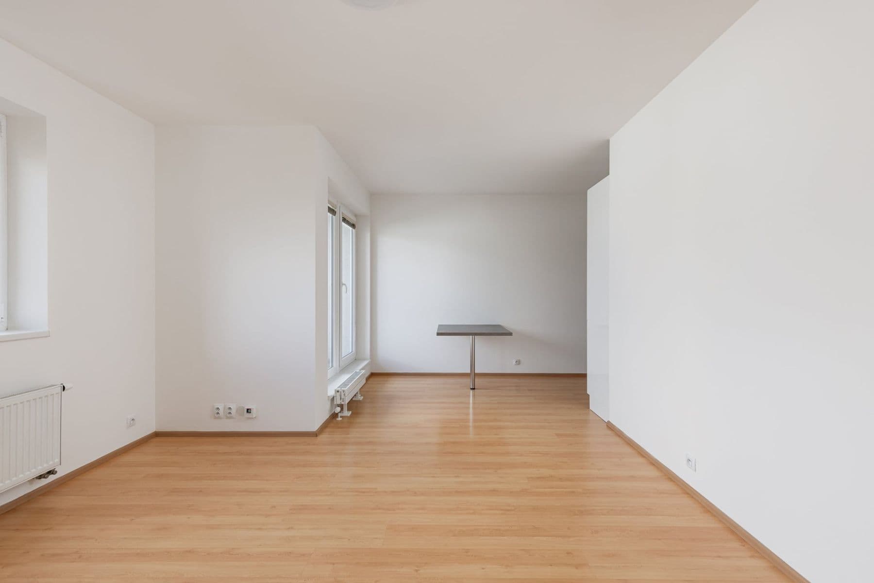 1 bedroom with open-plan kitchen flat to rent, 57 m², U Slovanky, Prague, Prague 1 bedroom with open-plan kitchen flat to rent, 57 m², U Slovanky, Prague, Prague