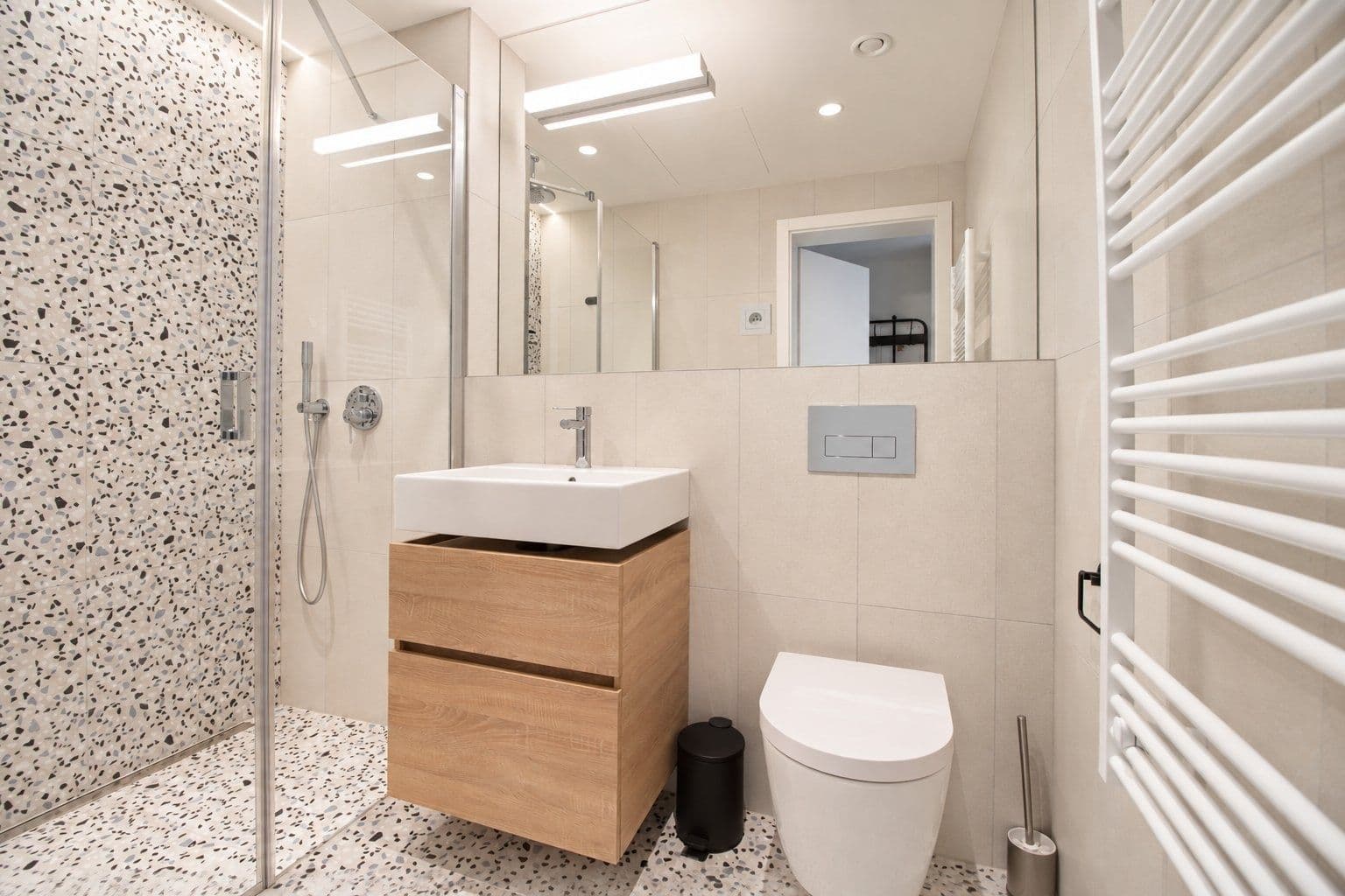 Studio flat to rent, 36 m², U Komína, Prague, Prague Studio flat to rent, 36 m², U Komína, Prague, Prague