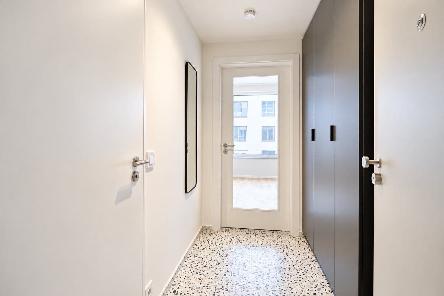 Studio flat to rent, 36 m², U Komína, Prague, Prague Studio flat to rent, 36 m², U Komína, Prague, Prague