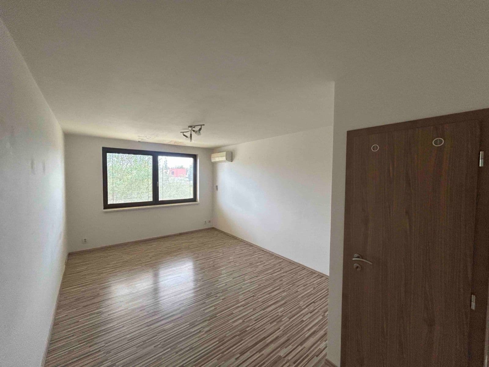 2 bedroom with open-plan kitchen flat for sale, 85 m², U Výstavby, Prague, Prague 2 bedroom with open-plan kitchen flat for sale, 85 m², U Výstavby, Prague, Prague
