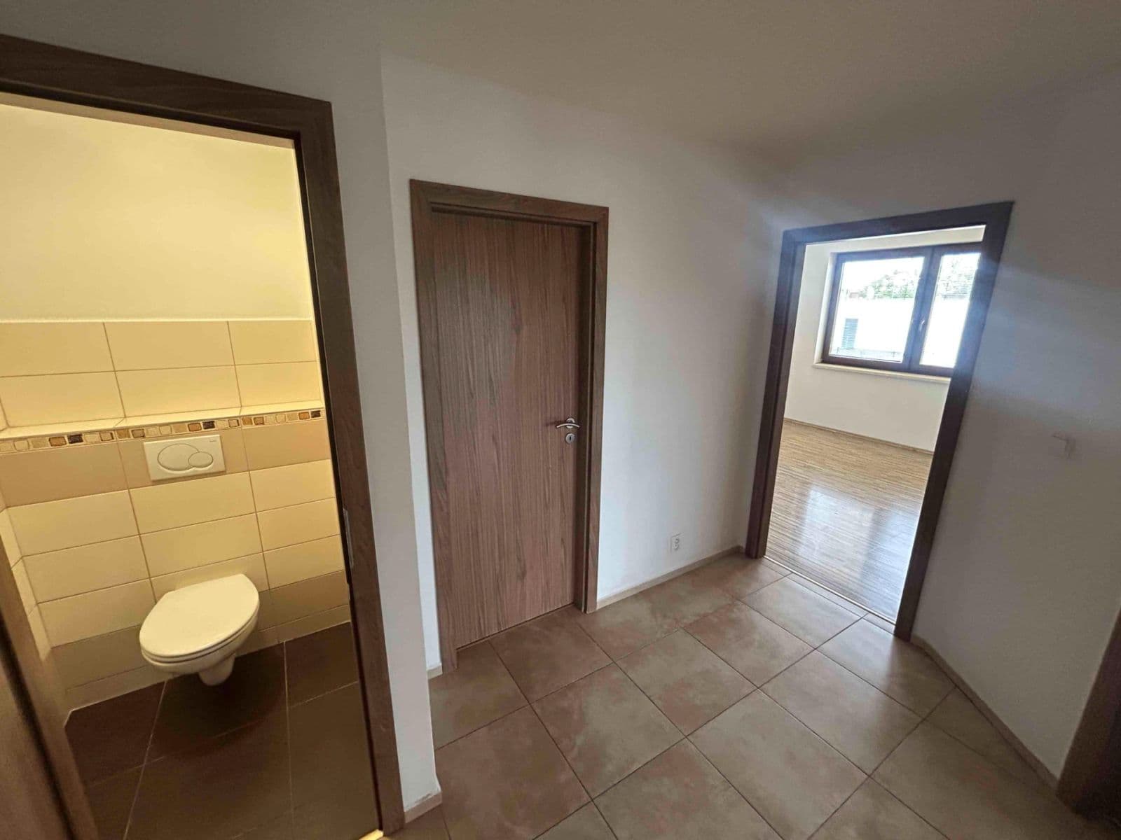 2 bedroom with open-plan kitchen flat for sale, 85 m², U Výstavby, Prague, Prague 2 bedroom with open-plan kitchen flat for sale, 85 m², U Výstavby, Prague, Prague