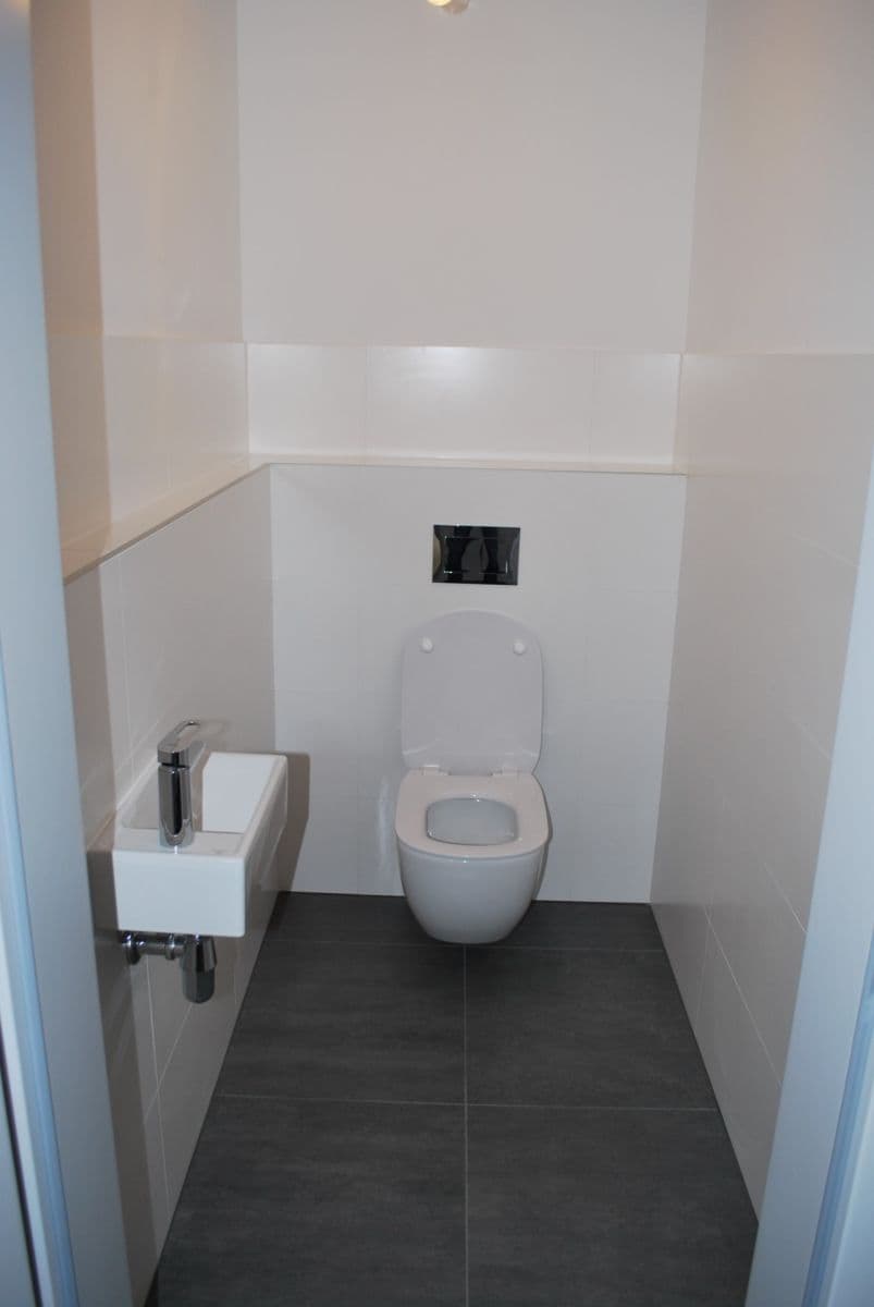 2 bedroom with open-plan kitchen flat to rent, 77 m², Za Pískovnou, Prague, Prague 2 bedroom with open-plan kitchen flat to rent, 77 m², Za Pískovnou, Prague, Prague