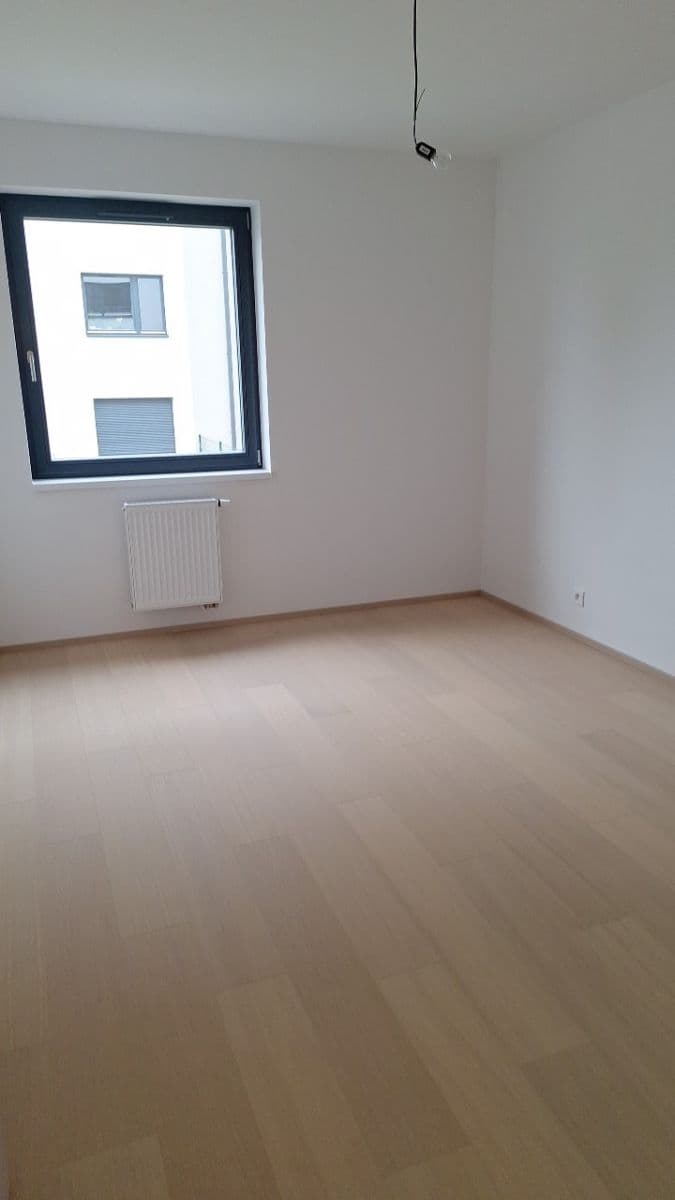 2 bedroom with open-plan kitchen flat to rent, 77 m², Za Pískovnou, Prague, Prague 2 bedroom with open-plan kitchen flat to rent, 77 m², Za Pískovnou, Prague, Prague