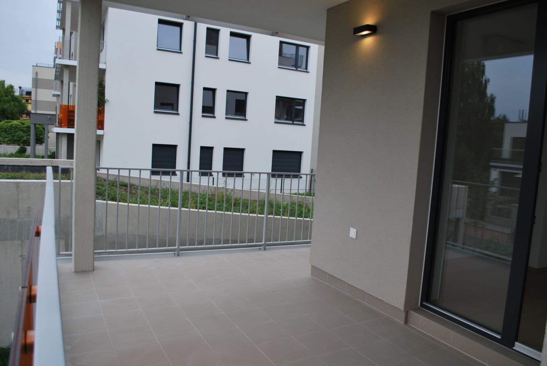 2 bedroom with open-plan kitchen flat to rent, 77 m², Za Pískovnou, Prague, Prague 2 bedroom with open-plan kitchen flat to rent, 77 m², Za Pískovnou, Prague, Prague