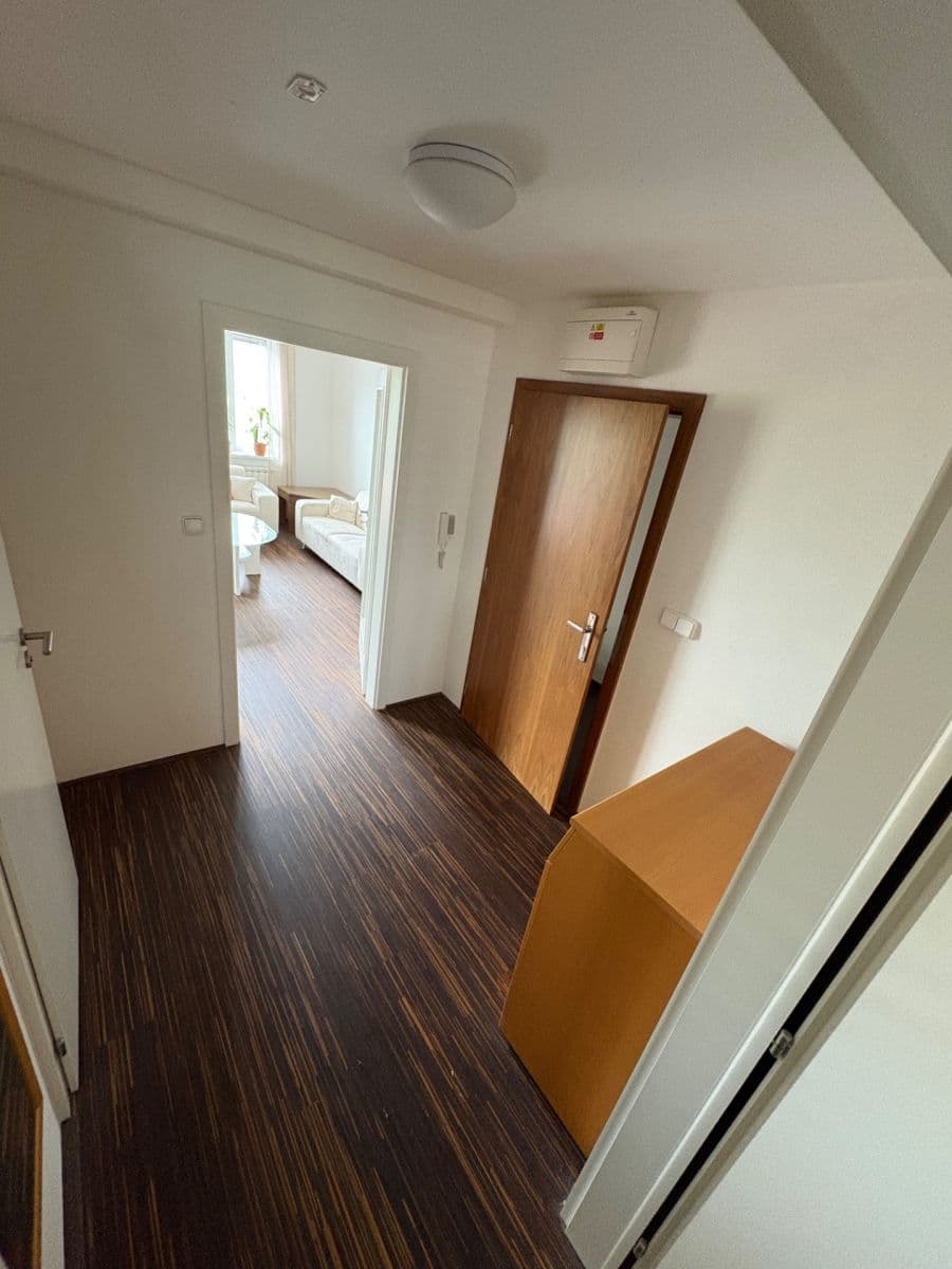1 bedroom with open-plan kitchen flat to rent, 53 m², Bučovická, Slavkov u Brna, Jihomoravský Region 1 bedroom with open-plan kitchen flat to rent, 53 m², Bučovická, Slavkov u Brna, Jihomoravský Region