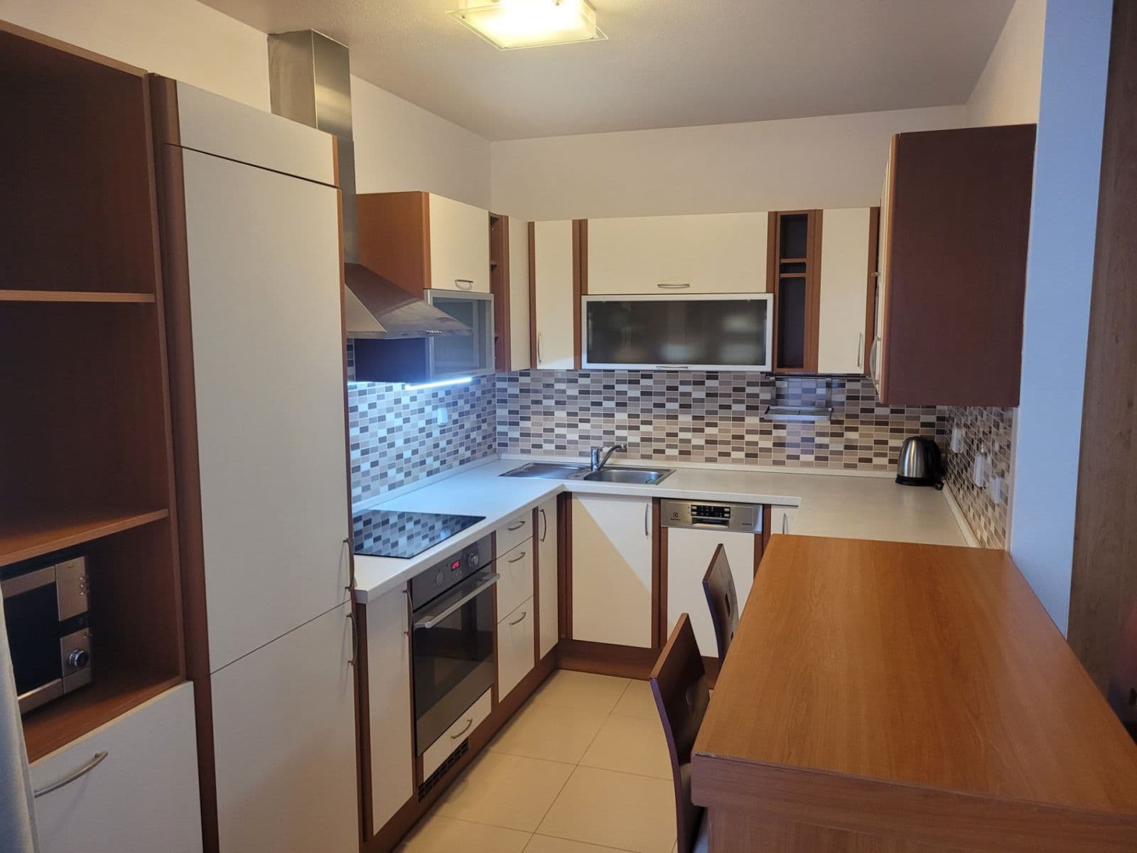 1 bedroom flat to rent, 42 m², Galvaniho, Ružinov, Bratislavský Region 1 bedroom flat to rent, 42 m², Galvaniho, Ružinov, Bratislavský Region
