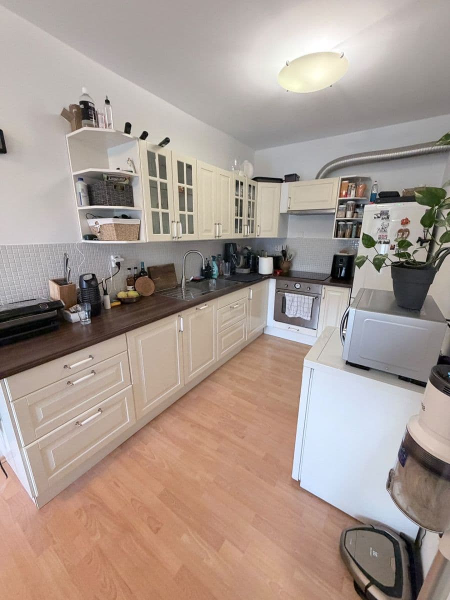 1 bedroom with open-plan kitchen flat to rent, 44 m², Družstevní, Libčice nad Vltavou, Středočeský Region 1 bedroom with open-plan kitchen flat to rent, 44 m², Družstevní, Libčice nad Vltavou, Středočeský Region