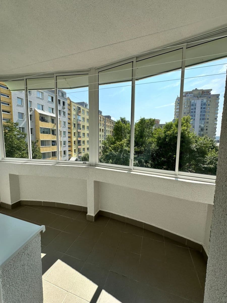 3 bedroom flat to rent, 70 m², Ľudovíta Fullu, Karlova Ves, Bratislavský Region 3 bedroom flat to rent, 70 m², Ľudovíta Fullu, Karlova Ves, Bratislavský Region
