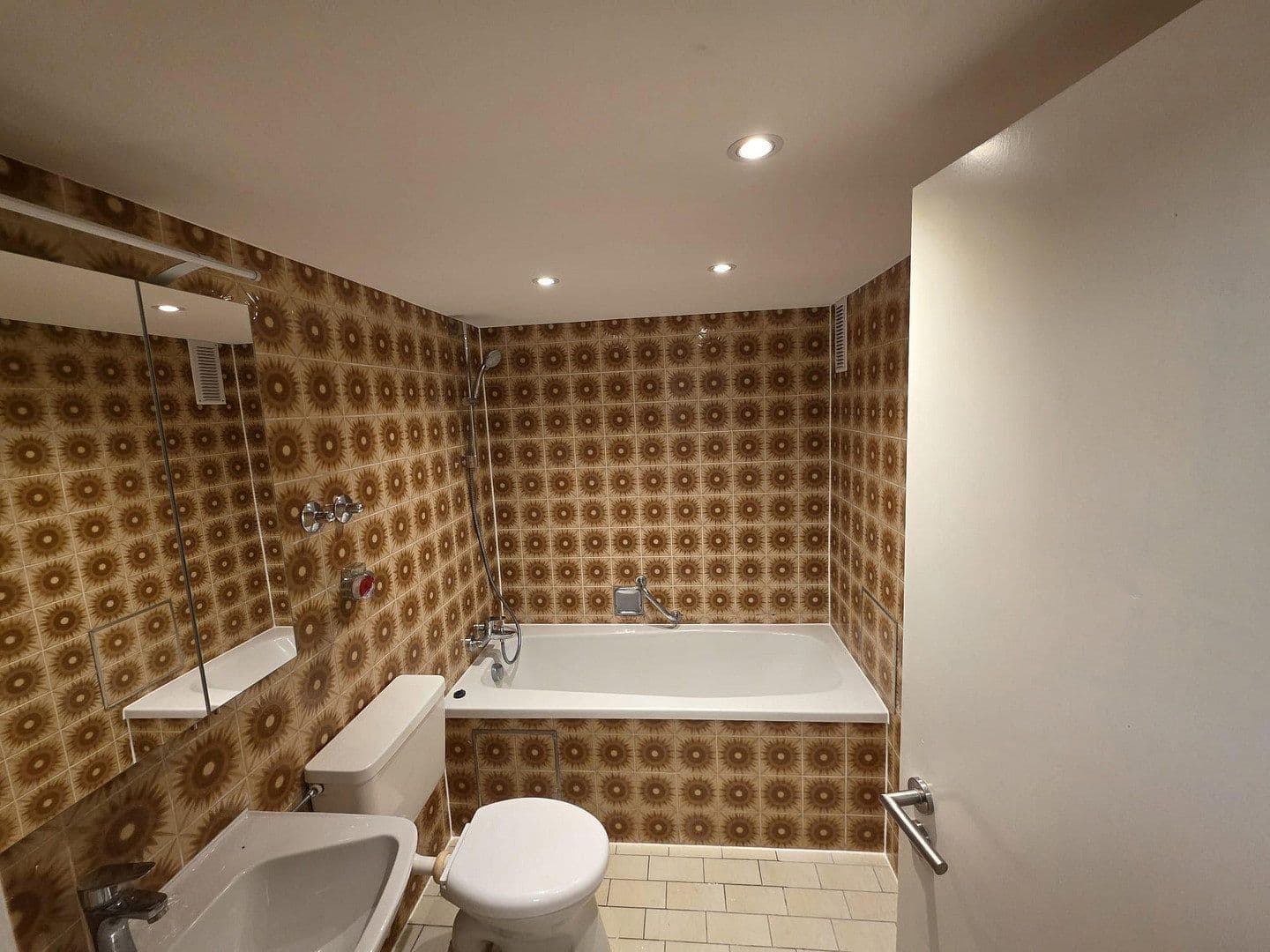 1 bedroom flat to rent, 25 m², Spielbergerstr. 32, Zuffenhausen, Baden-Württemberg 1 bedroom flat to rent, 25 m², Spielbergerstr. 32, Zuffenhausen, Baden-Württemberg
